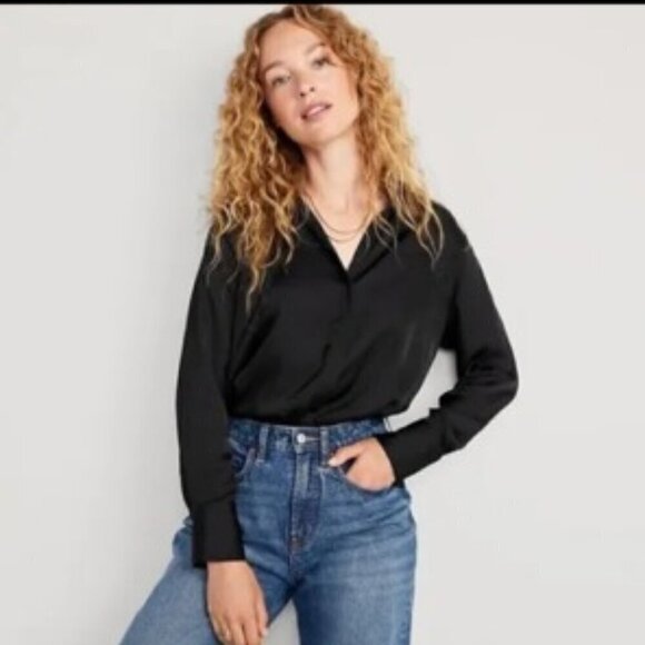NWT OLD NAVY Black Satin Loose Fit Oversized Boyfriend Button Down Blouse XS/S - Picture 1 of 14